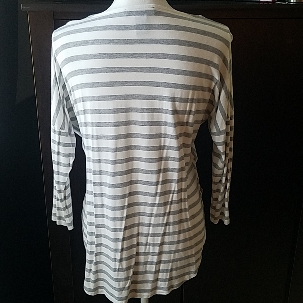 3/$20💋WHBM Top - Picture 2 of 6